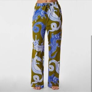 NOLI • Soft green blue Nile crocodile PJ Pant women’s sz m medium